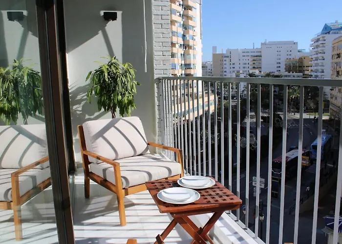 Polo 5e Jacaranda * Marbella