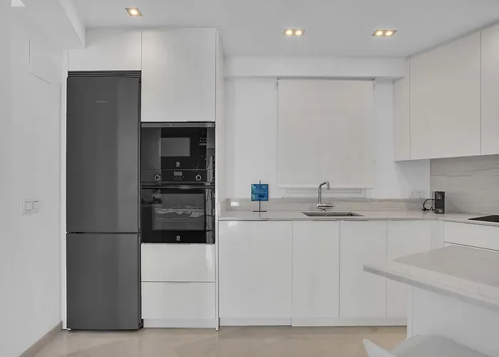 Polo 5e Jacaranda Apartman *