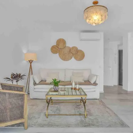 Polo 5e Jacaranda Marbella