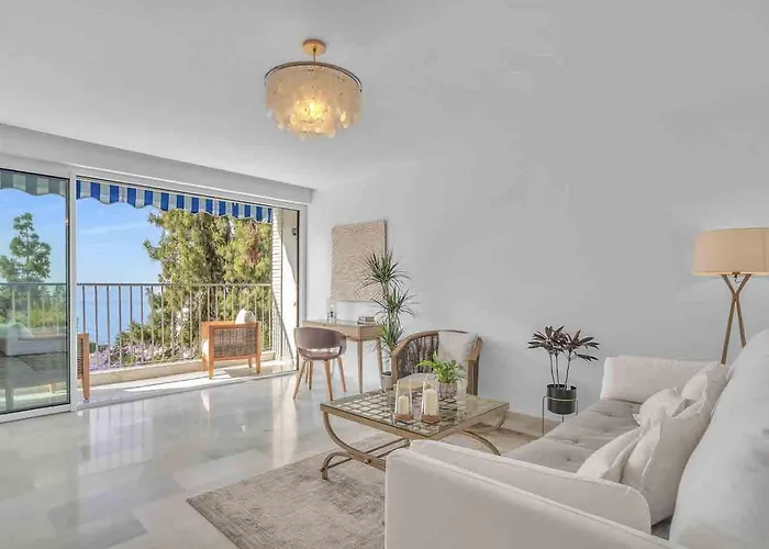 Polo 5e Jacaranda * ماربيا